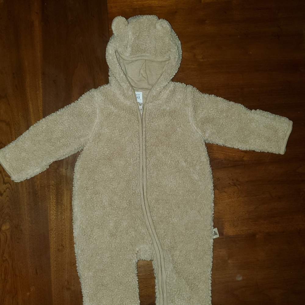 Yep Baby Gap fleece Baby Boo Boo Bear onesie